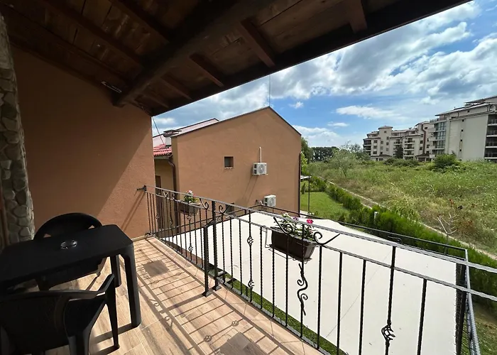 зора 公寓 希科尔皮诺夫西